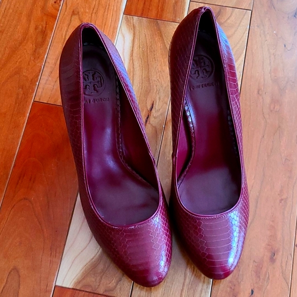 Tory Burch pumps - Picture 2 of 4